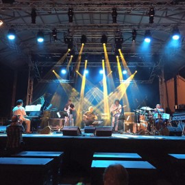 CALIFORNIA DREAM BAND